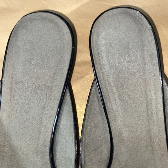 03:05 - Vintage Stuart Weitzman Black Patent Slides - Picture 11 of 17